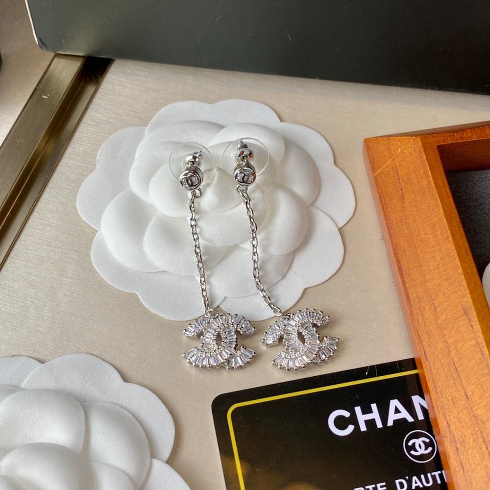 💎✨AUTHENTIC✨💎 CHANEL earrings